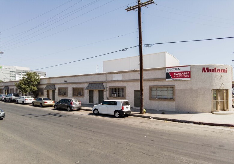 8150 Orion Ave, Van Nuys, CA 91406